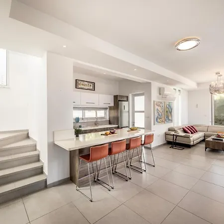 Villa Milos Lifestyle H29 Protarász