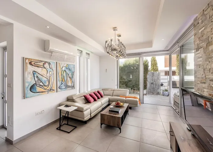 Milos Lifestyle H29 * Protaras